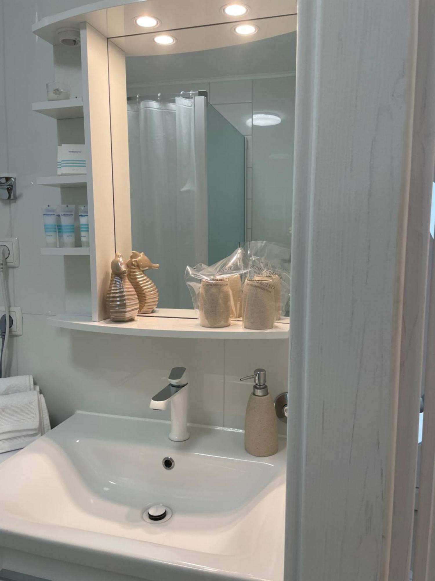 Apartment Gaviota Krk Крк Екстер'єр фото
